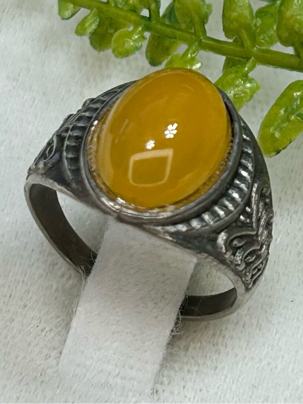 Yellow cabochon acrylic silver tone ring
